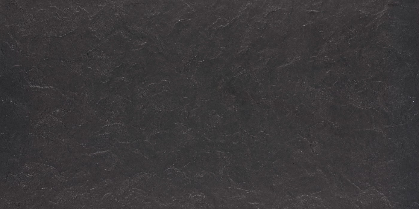 RIVERSTONE BLACK