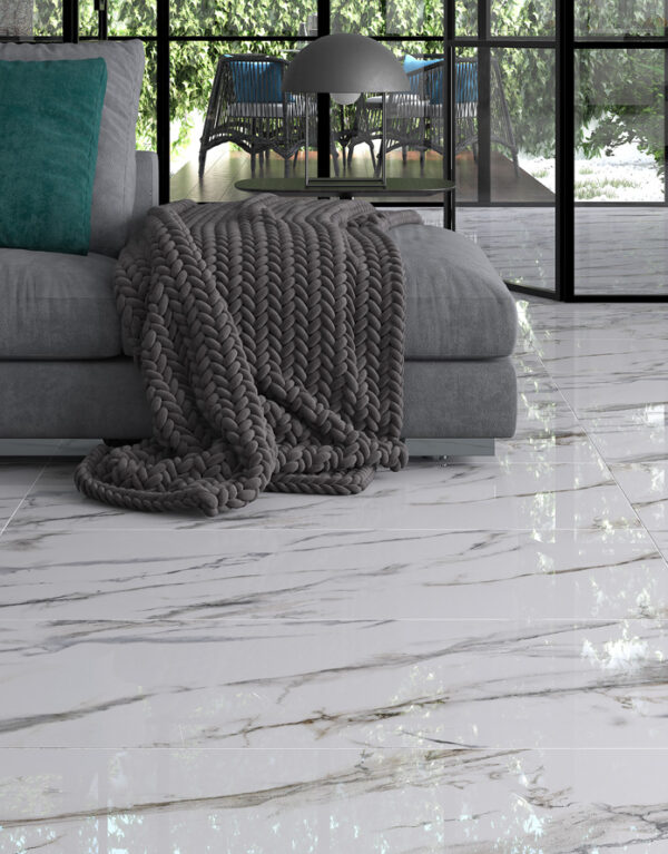 carrelage Ocean 60x120 brillant, fond blanc avec veines bleues et dorées, intérieur moderne